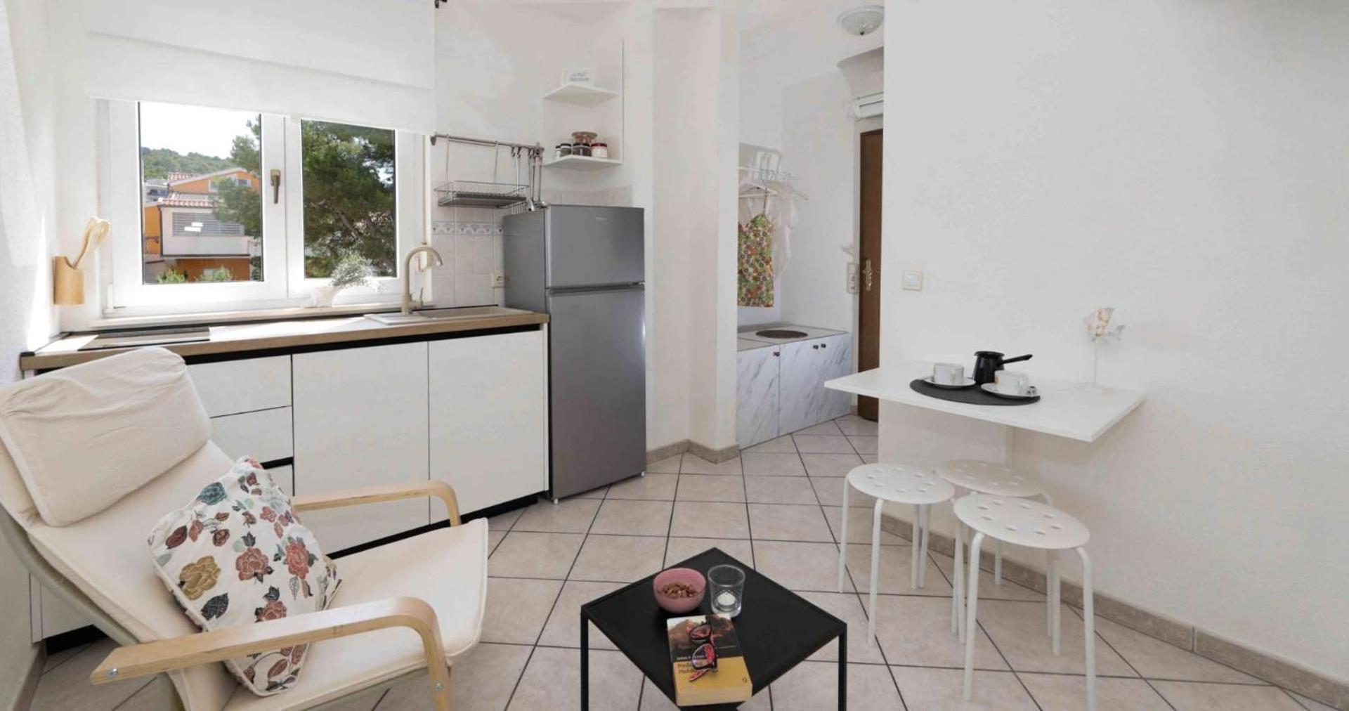 Apartments Lovric Trogir Bagian luar foto
